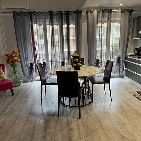 Gorgeous 2 Bedrooms Holiday Apartement Nice Exterior foto