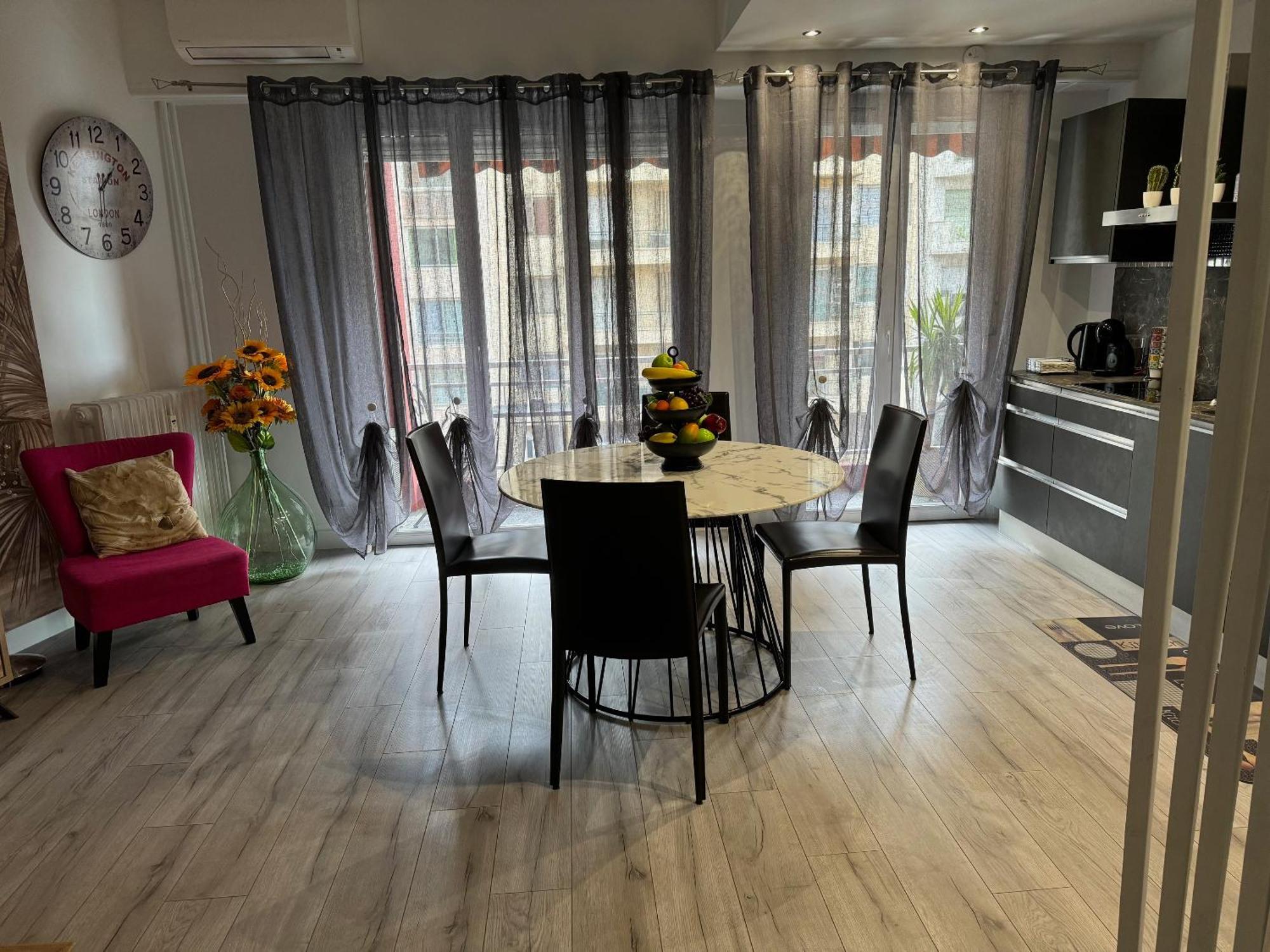 Gorgeous 2 Bedrooms Holiday Apartement Nice Exterior foto